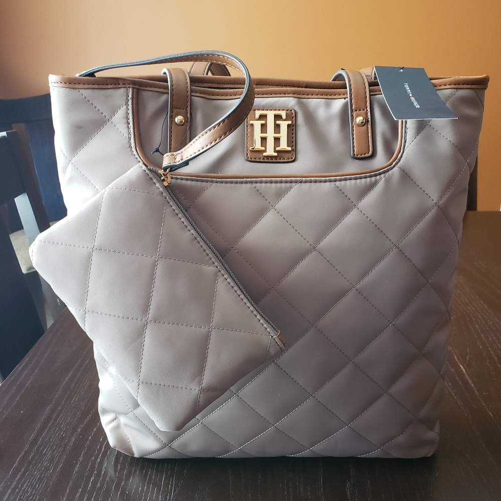 Nylon tote